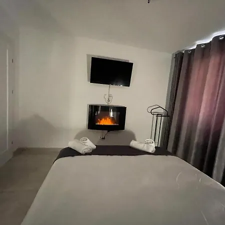 A&a Apartment *