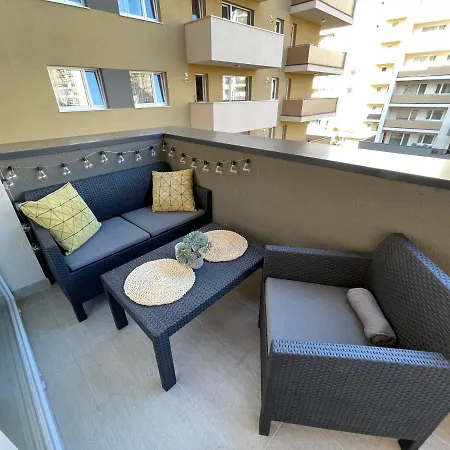 Apartment A&a